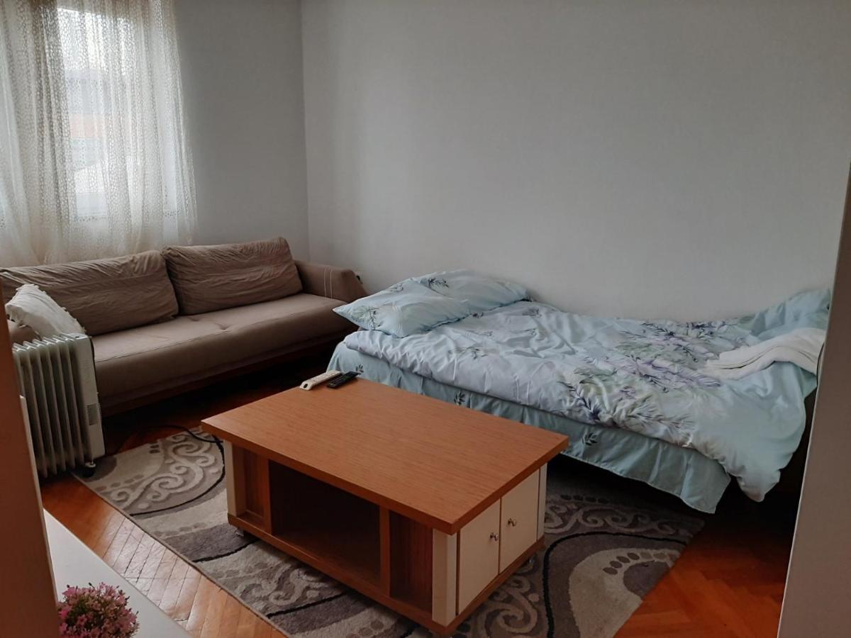 Ulpiana Apartment Centrum, Prishtine Екстериор снимка